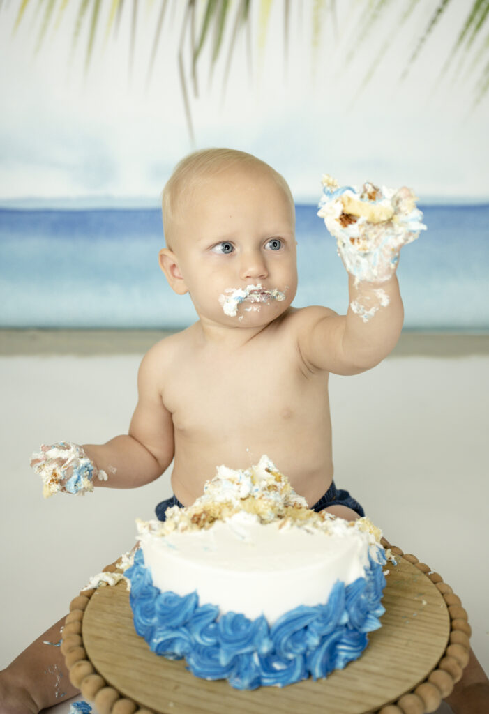 Surfer Cake Smash: Catch the Birthday Wave