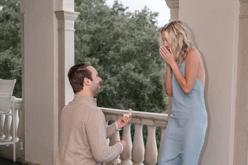 Charleston surprise proposal in the rain